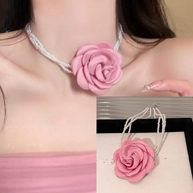 French Gentle Wind Satin Flower Multi-layer Pearl Necklace Women's Fashion Sweet Niche Premium Design Clavicle Chain