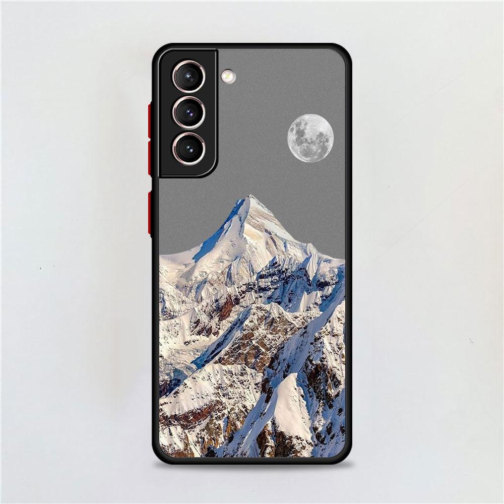 Aesthetic Snow Mountain Matte Case For Samsung Galaxy S22 S20 S21 FE S10 S9 Plus S8 Capa Note 20 Ultra 10 Lite Phone Fundas