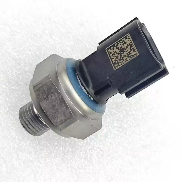 New original automatic transmission oil pressure sensor pressure switch 025CHA-1504210  for Chery Tigo 3 5X Tigo 7 Arezer 5 7 GX