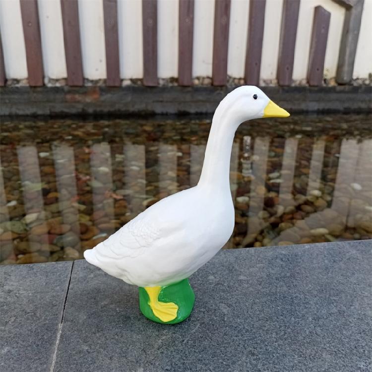Decorative White Geese Statue Nontoxic Resins Outdoor Art Ornaments for Year Round Garden Yard Patios Display