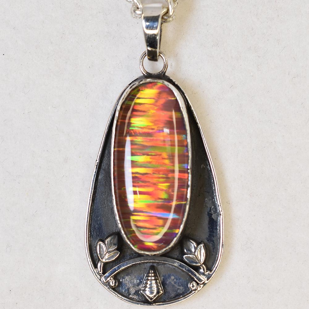 

Certified 925 Sterling Silver 47 Ct Unique Oval Natural Opal Gemstone Pendant 48.6 mm approx різнокольоровий