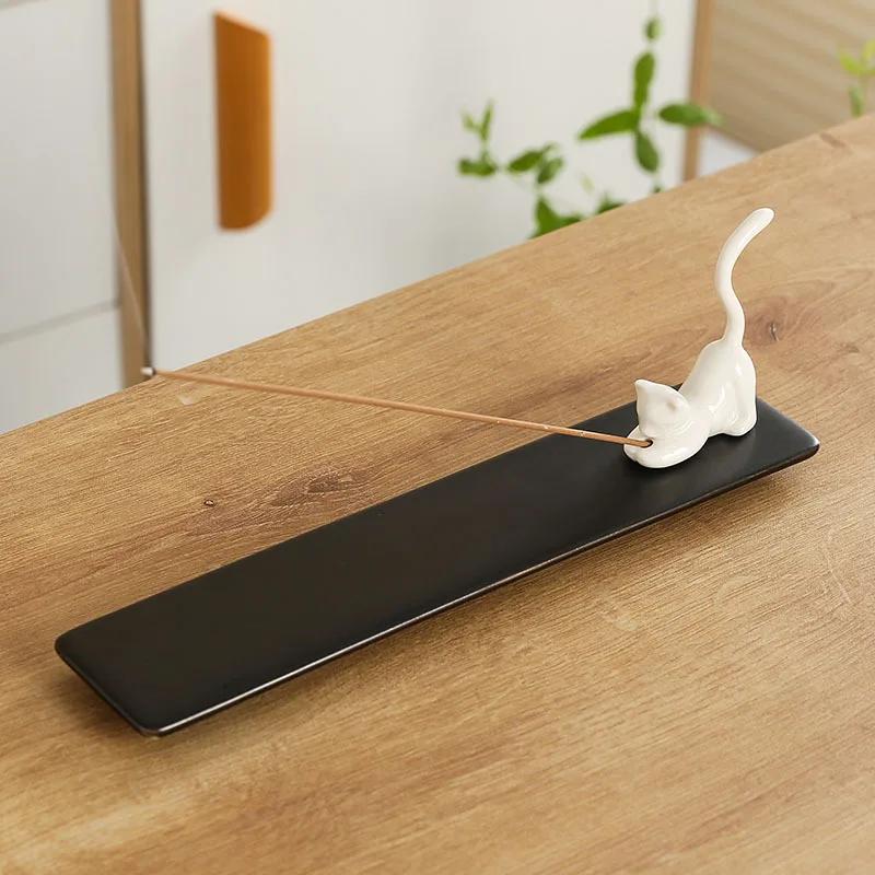 Ceramic Cat Decor Aromatherapy Stove Decoration Ornament Creative Cute Home Interior Incense Insertion Seat Incense Holder ZG137