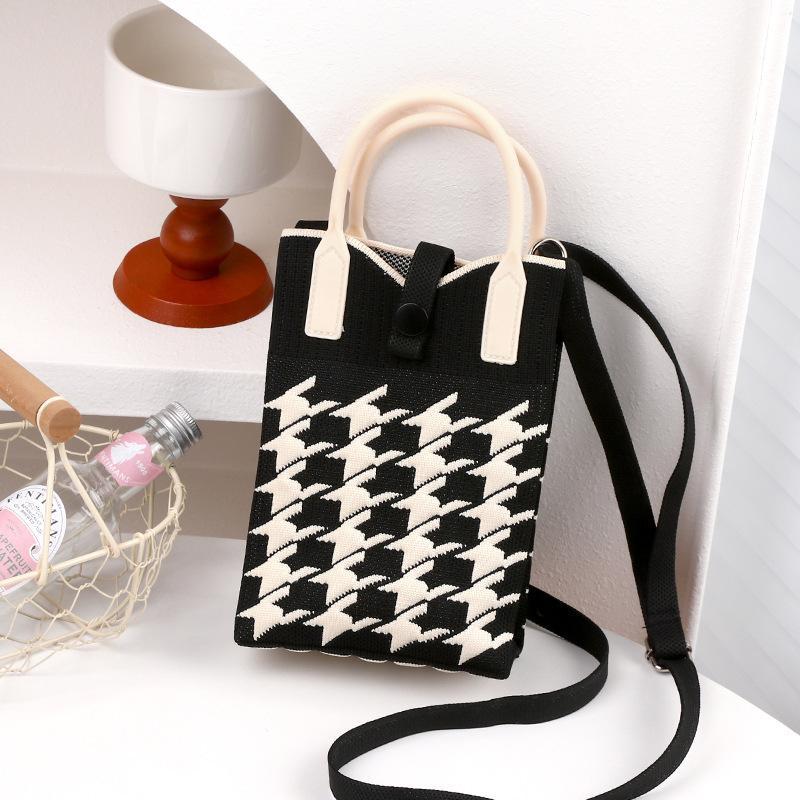 Knitted Mini Tote Bag Sweet Argyle Diamond Pattern Button Closure Soft Knit Handbag for Women Valentine's Day Gifts