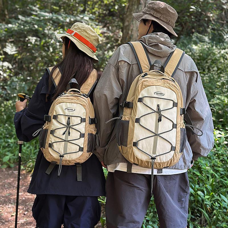 Casual backpack for women 2025 summer new large-capacity hiking bag, short-distance travel backpack for men
