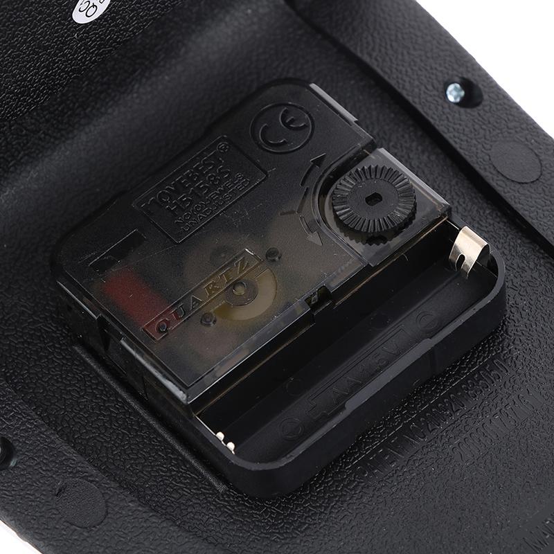 Orologi da parete distorti Decorazione da parete in stile surrealista Salvador Dalì