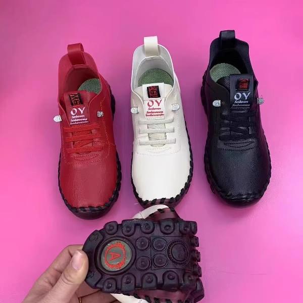 New soft-soled leather women's square dance casual single shoes leather soft-soled middle-aged and elderly dance shoes
