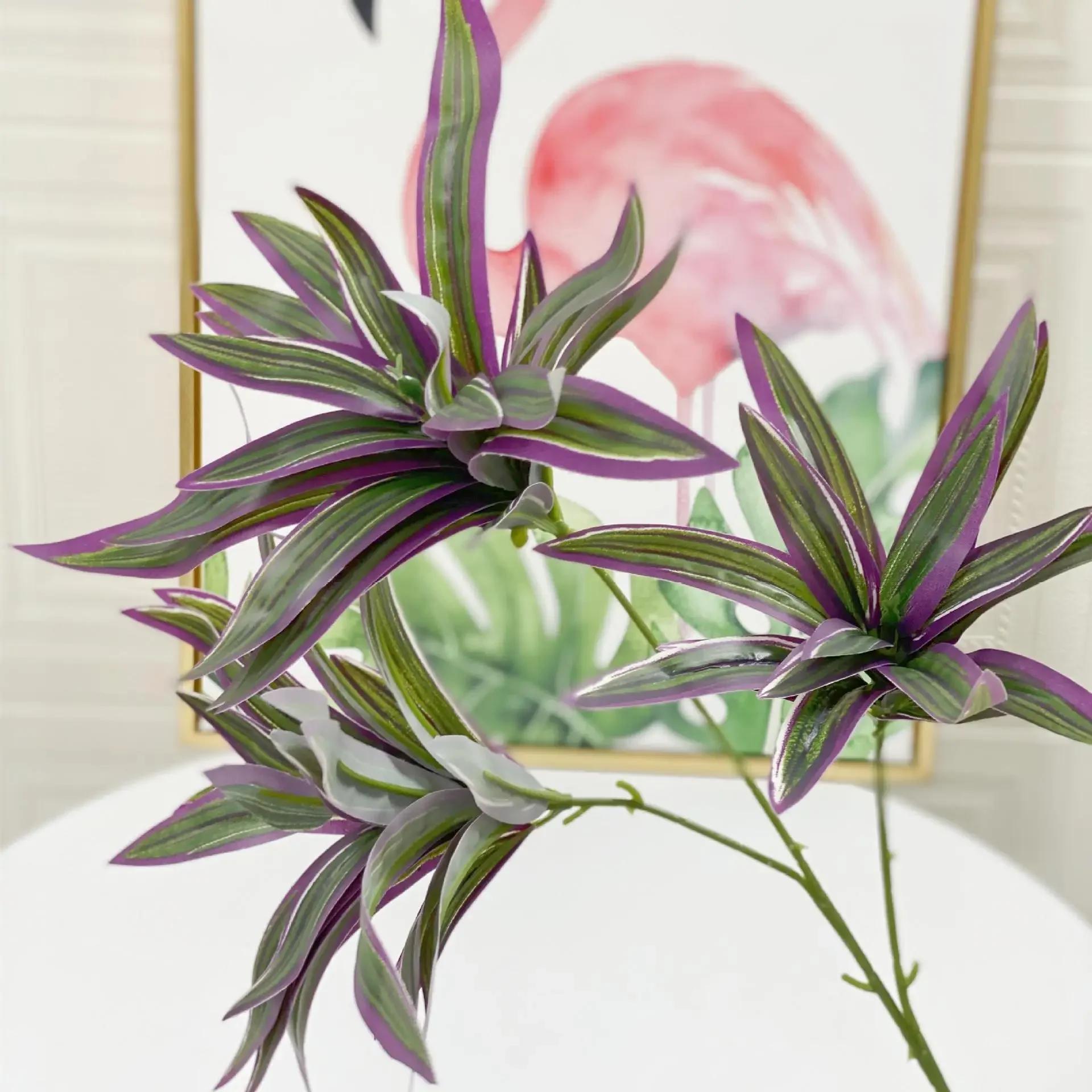 

Лісова весільна імітаційна рослина Пластикова підроблена гілка лілії Листя Штучні зелені рослини Прикраса саду в горщиках без горщиків