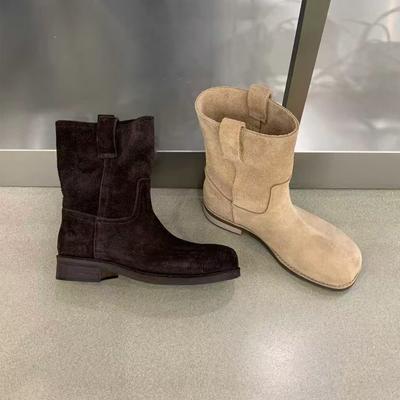 Versión de piel de oveja~ Otoño e invierno 2025 nuevo diseño cabeza redonda simple ante botas Martin de cuero genuino versión coreana funda versátil botines cortos