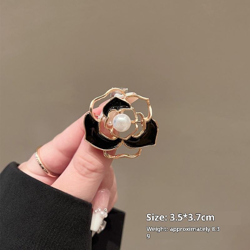 

1 шт. Изысканная брошь в виде французской камелии из смолы и страз для женщин, элегантная брошь для повседневной носки и банкетов, аксессуар-булавка для костюма A15