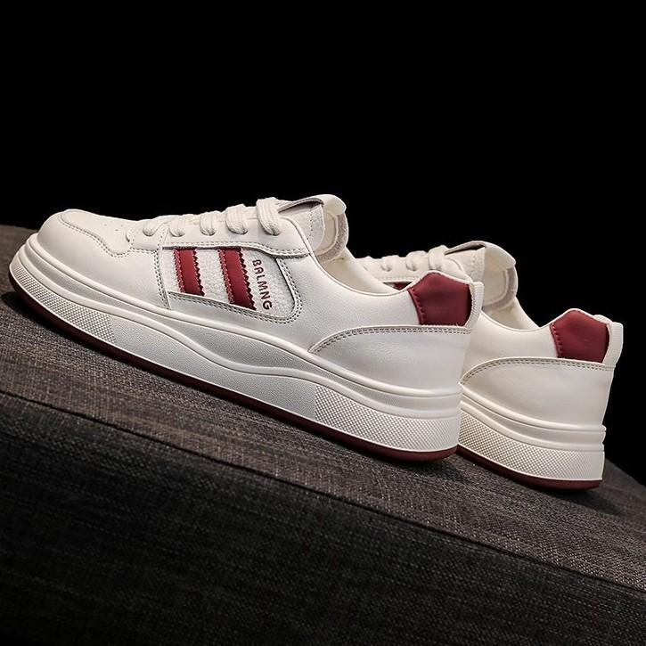 Fashion versatile flat white shoes women's spring 2025 new comfortable and lightweight student sports and leisure board shoes