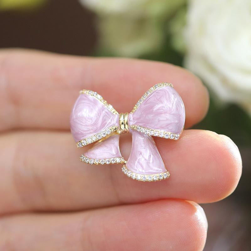 

Милая японская брошь-бантик, изысканная женская брошь с каплями масла, антибликовая брошь на шею, костюм с аксессуарами