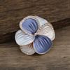 Heiß verkaufende emailierte geometrische Blume magnetische Brosche, modische kreative Blumenbrosche für Damen