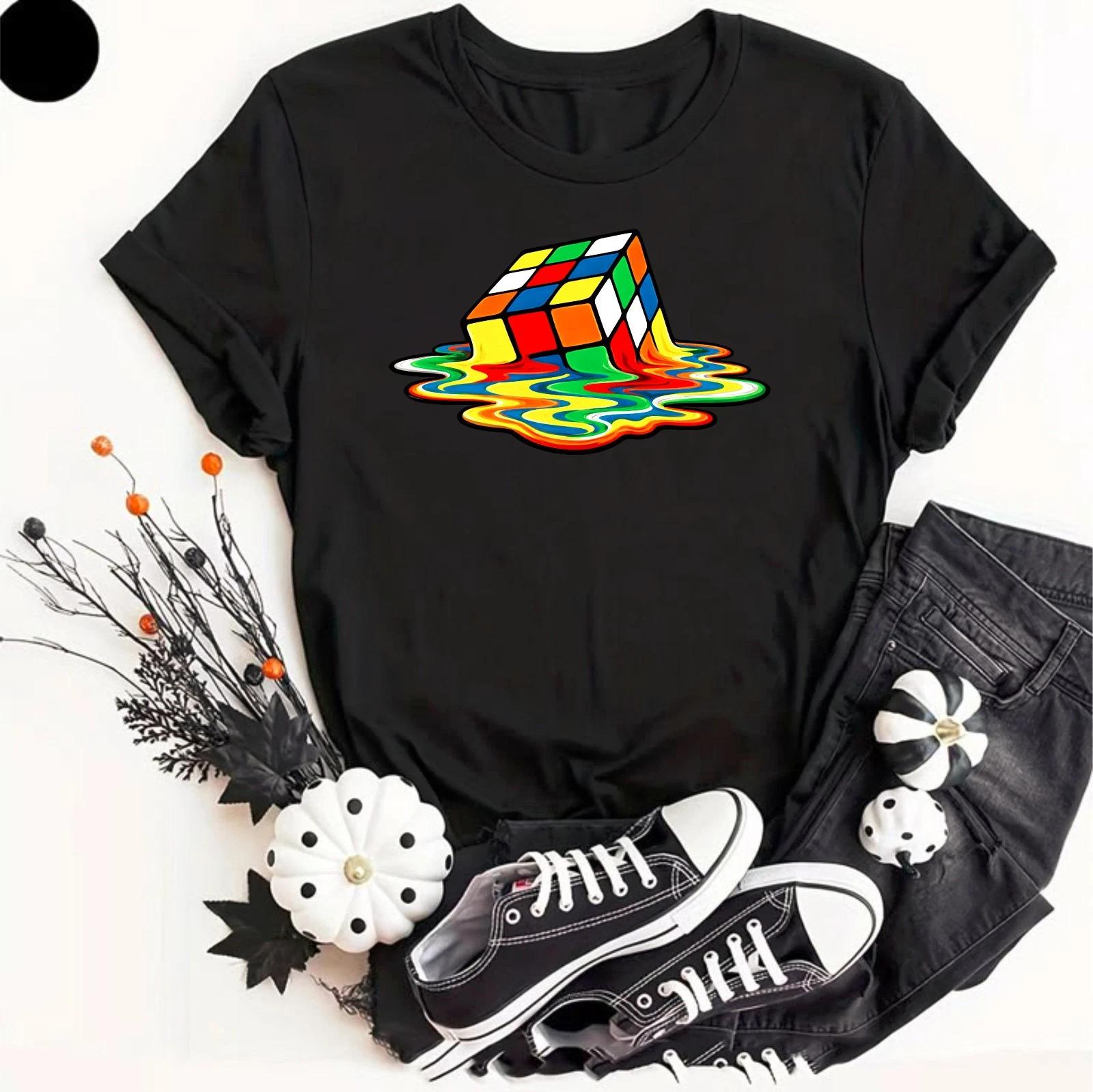 

Melting Rubix Cube Geek Nerd Pop Culture Retro 80 s Dripping Art Unisex T-Shirt S