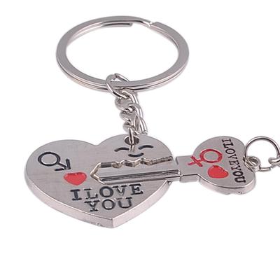 2 Stücke Liebe Herz Schlüsselanhänger Schlüsselanhänger Paare romantische Schlüsselanhänger Liebhaber Geschenk