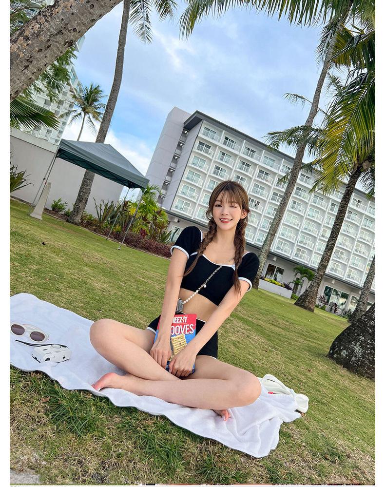 Bikini a Due Pezzi Monocolore Stile Coreano: Costumi da Bagno Sexy, Modellanti, di Alta Gamma per Donne
