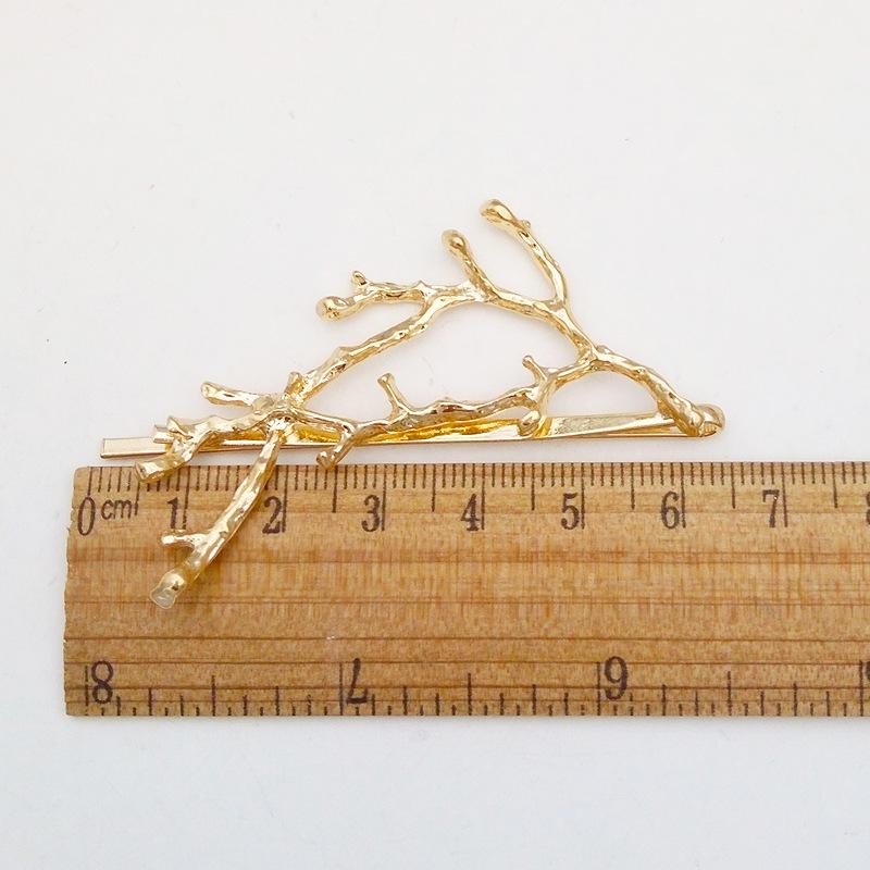 Kreative Persönlichkeit Metallgeweih Zweig Legierung Einzigartiger Haarnadel Wilde Mode Prinzessin Clip Geschenk Braut Haar Accessoires Für Frauen