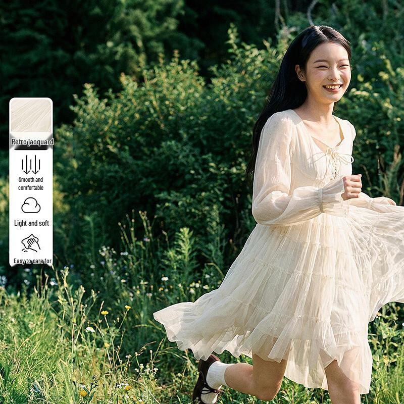 

Charming Long-Sleeve Waist-Cinched Dress L