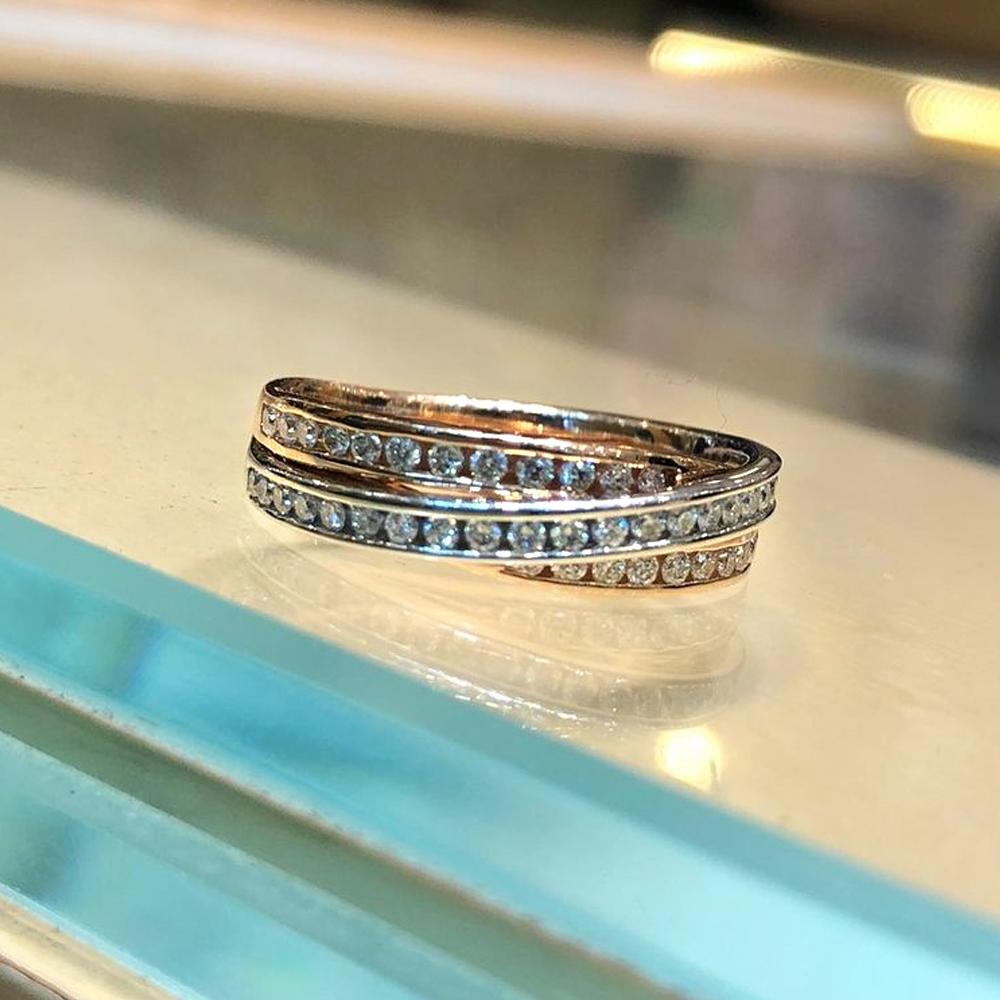 Huitan Fancy Cross Design Wedding Rings for Women Luxury Inlaid Shiny CZ Two Tone Creative Lady Finger Rings New Fashion Jewelry