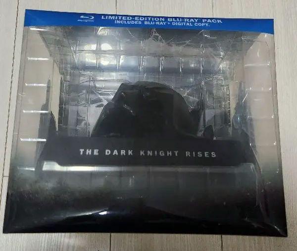 [USED] Weekend Limited Final Price Reduction: The Dark Knight Rises Batman Cowl Figure