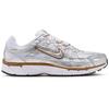Tênis Nike P-6000