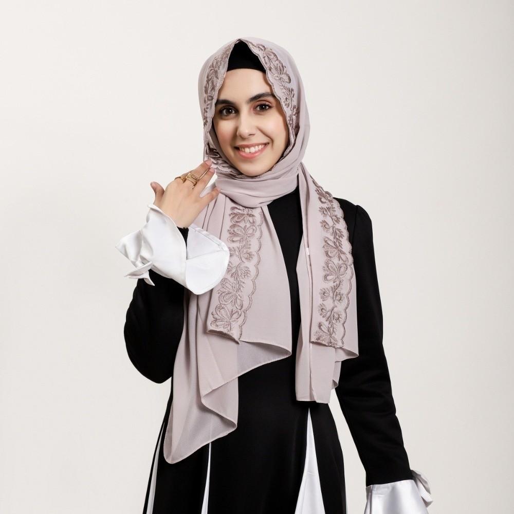 Versatile Elegant Women Hijab Thin Embroidered Edging Embroider Scarf Breathable Chiffon Headscarf Shawl Women Headwear