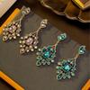 Middle Aged Vintage Palace Style Studded Earrings Heavy-duty Western With A High-end Temperament