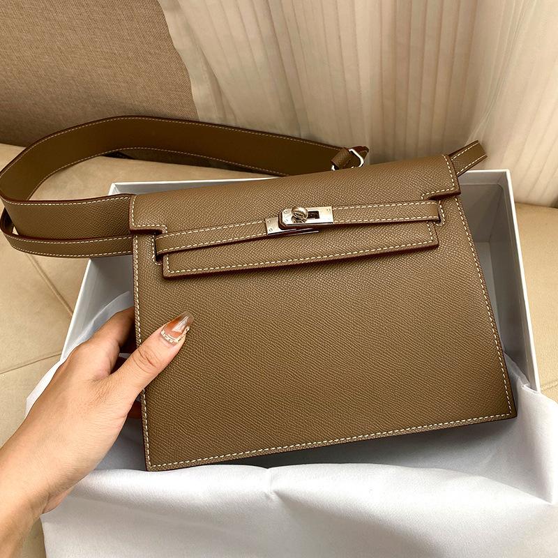 

Танцевальная сумка 2025 года, новая модель, Люси Чжао, та же высококачественная актиния фиолетового цвета, портативная сумка через плечо, многофункциональная женская