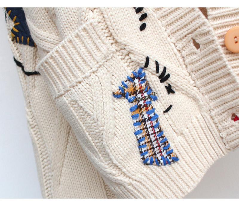 Trendy Women's Embroidered Letter Design Cardigan Sweater - Autumn/Winter 2025 Collection