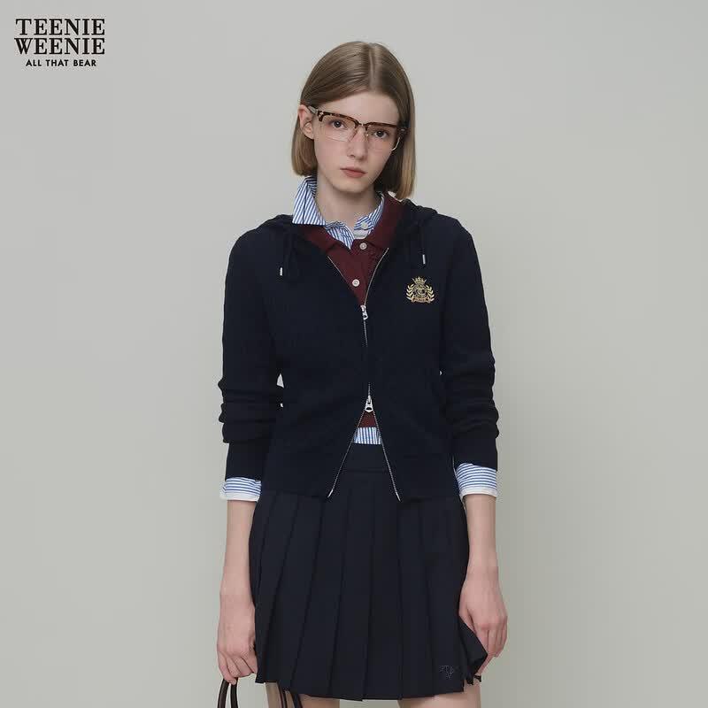 

Teenie Weenie Women s Gold Embroidered Cable Knit Hooded Cardigan S