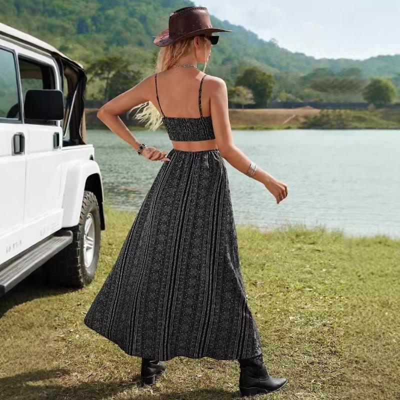 Moda Kadın Yaz Seksi Halter Baskılı Yırtmaçlı Elbise