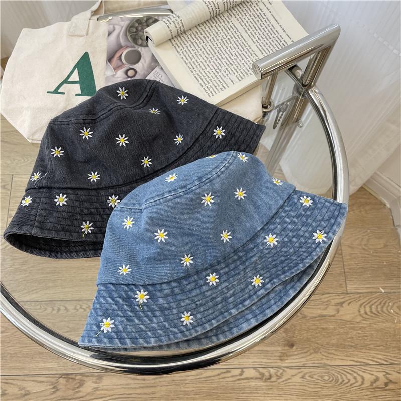 Small daisy flower bucket hat female retro old denim bucket basin hat spring and summer sun protection hat