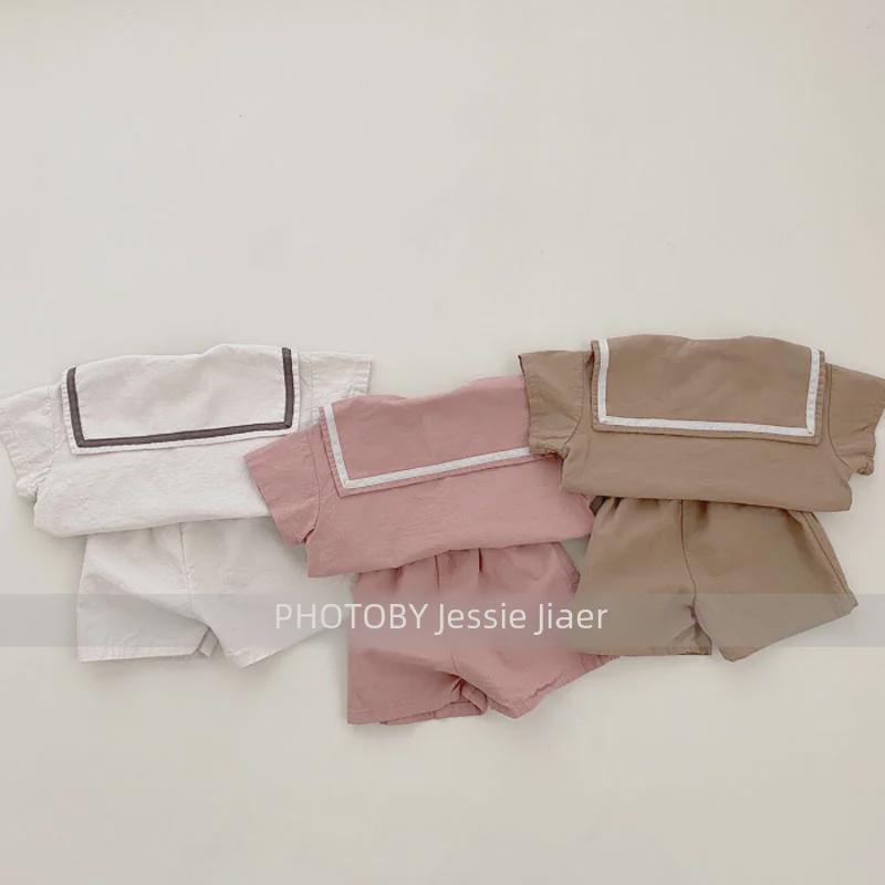 Korean Summer College Style Short-Sleeved Shirt and Shorts Set for Kids