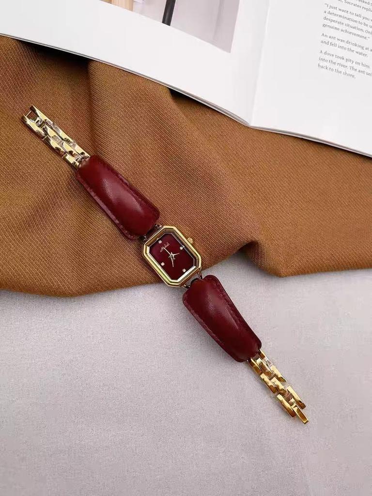 Square Belt Bracelet Watch Burgundy Ladies Watch With 22069