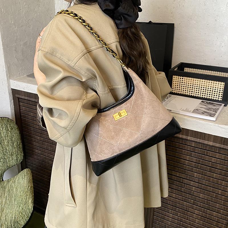 New crescent moon bag women's retro chain diamond underarm bag suede shoulder messenger bag