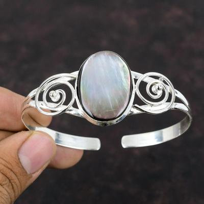 Schwarzes Perlmutt-Edelstein-Manschettenarmband, verstellbarer Armreif, 925er Sterlingsilber, handgefertigter Armreif, Designer-Schmuck für Geschenke
