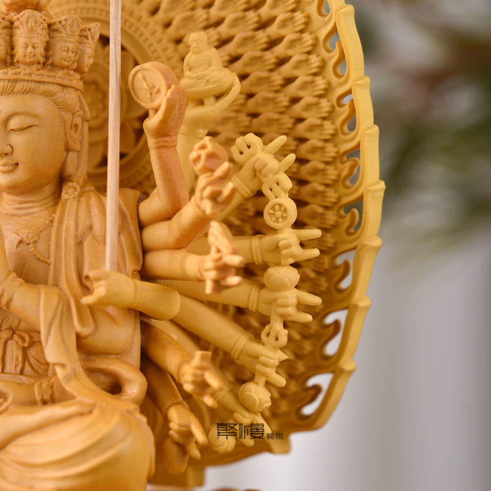 Kannon Bodhisattva Holzschnitzerei Ornament für Buddhisten mit exklusivem Heiligenschein und Lotus Jahr des Schützenden Schutzes von Hanro Art Carving H x B x
