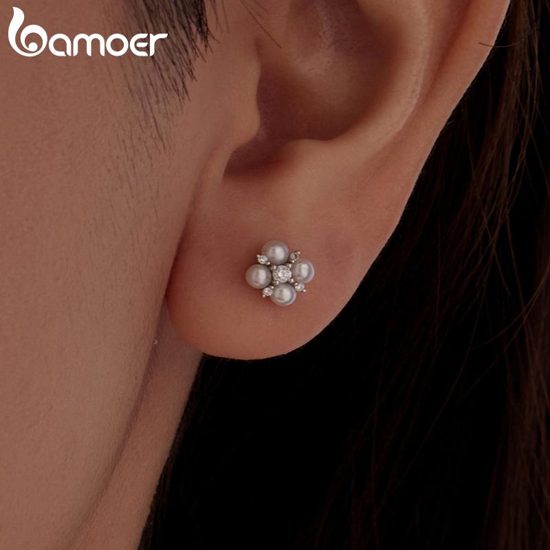 BAMOER Four-leaf Clover Moissanite Earrings, Natural Freshwater Pearls Round Cut Lab Created Diamond Wedding Stud Earrings S925