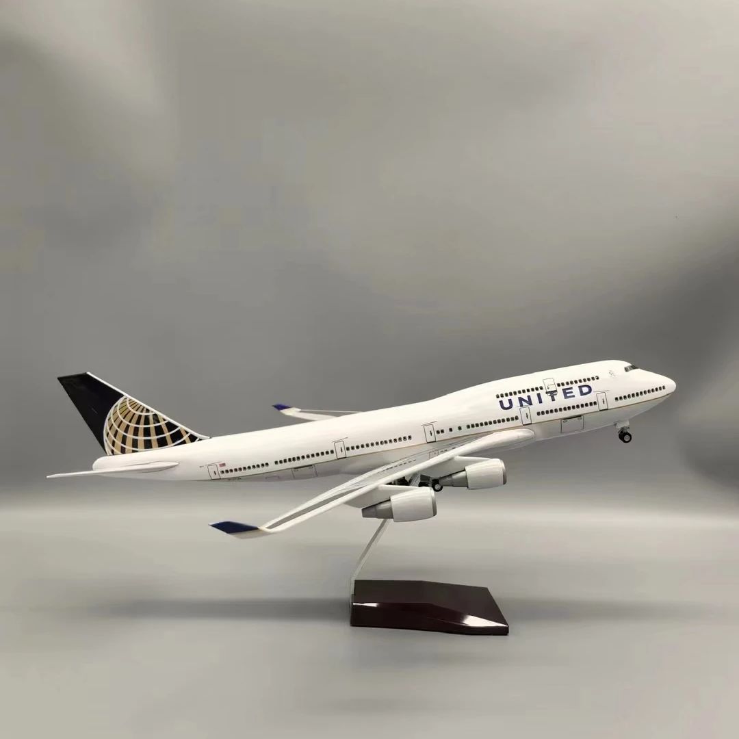 

47см 747 Юнайтед Эйрлайнз 1:Модель самолета в масштабе 150, полимерная копия, коллекционный самолет со светодиодной подсветкой, шасси, сувенир, план