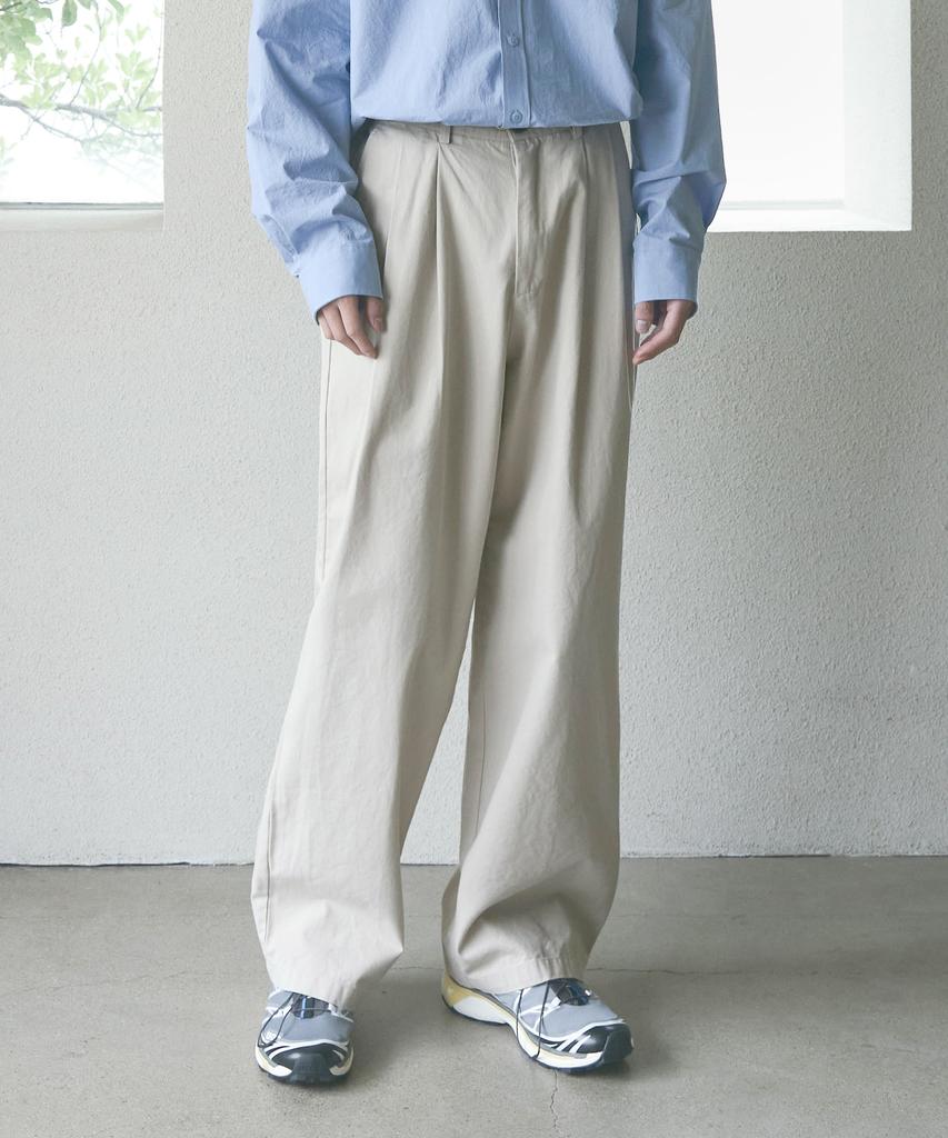 INDUST Four Seasons Half-Banding Double-Pleated Wide Pants_Beige