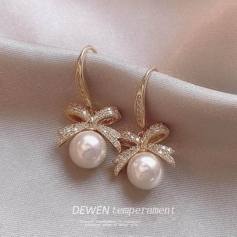 Pearl Earrings for Women - French Retro Design, New 2024 Style, Elegant High-End Jewelry