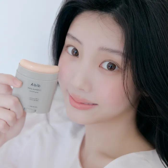 Airy Sun Stick Smoothing Bar SPF 50+ PA++++ 23g