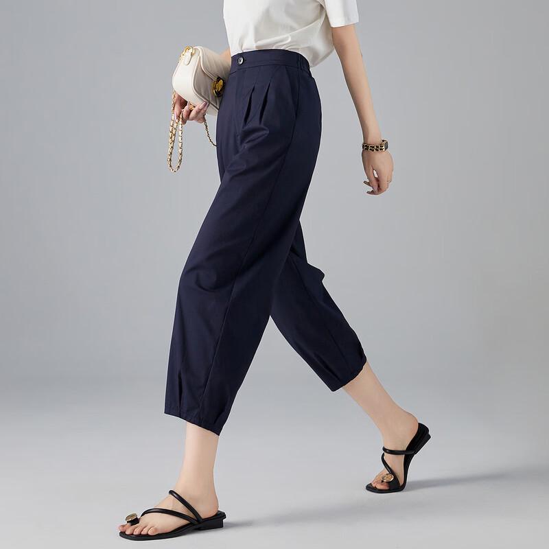 Demana Women s Elastic Waist Cropped Casual Pants M