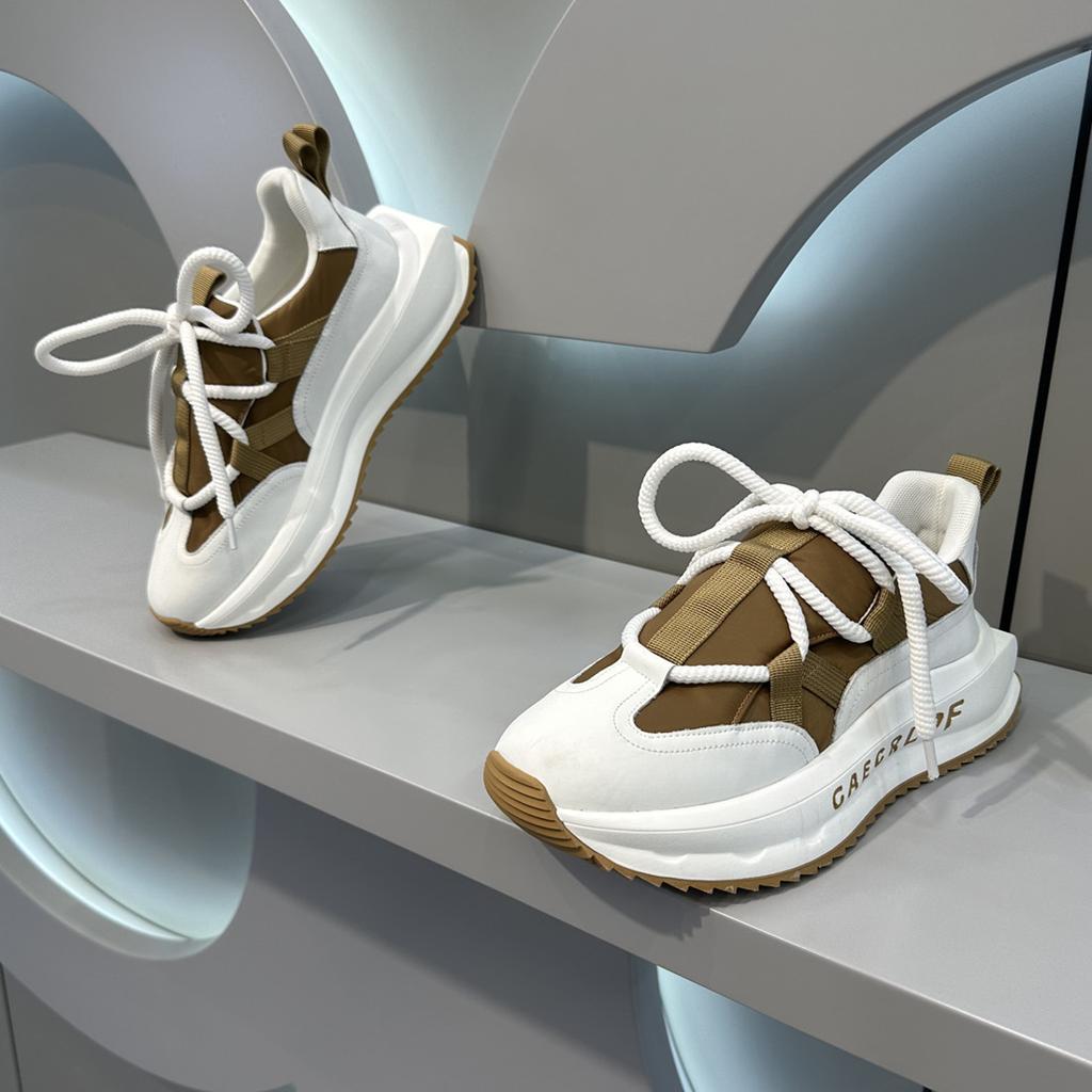 22. Nouvelles chaussures décontractées de sport respirantes amples chaussures à plateforme daddy shoes chaussures à semelle rehaussante