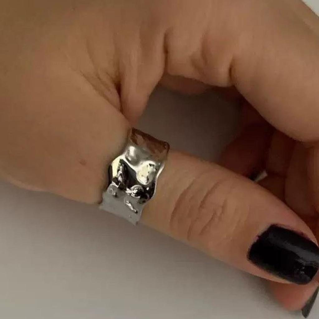 Geometrischer offener Metallring