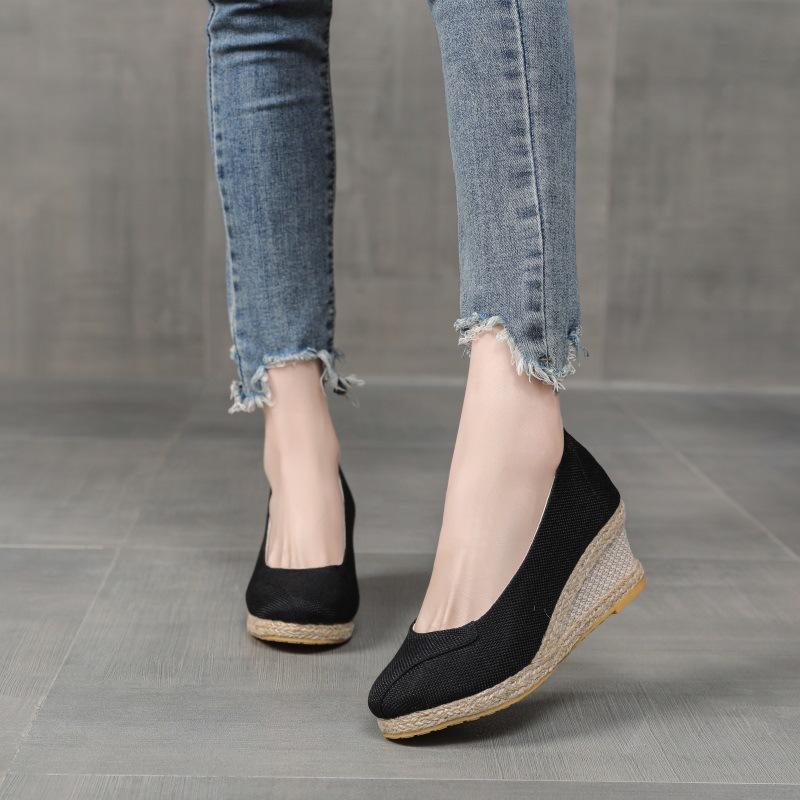 Wedge heel women's shoes spring and autumn new shallow mouth Korean version high heel women's shoes pointed straw woven single shoes women's casual 