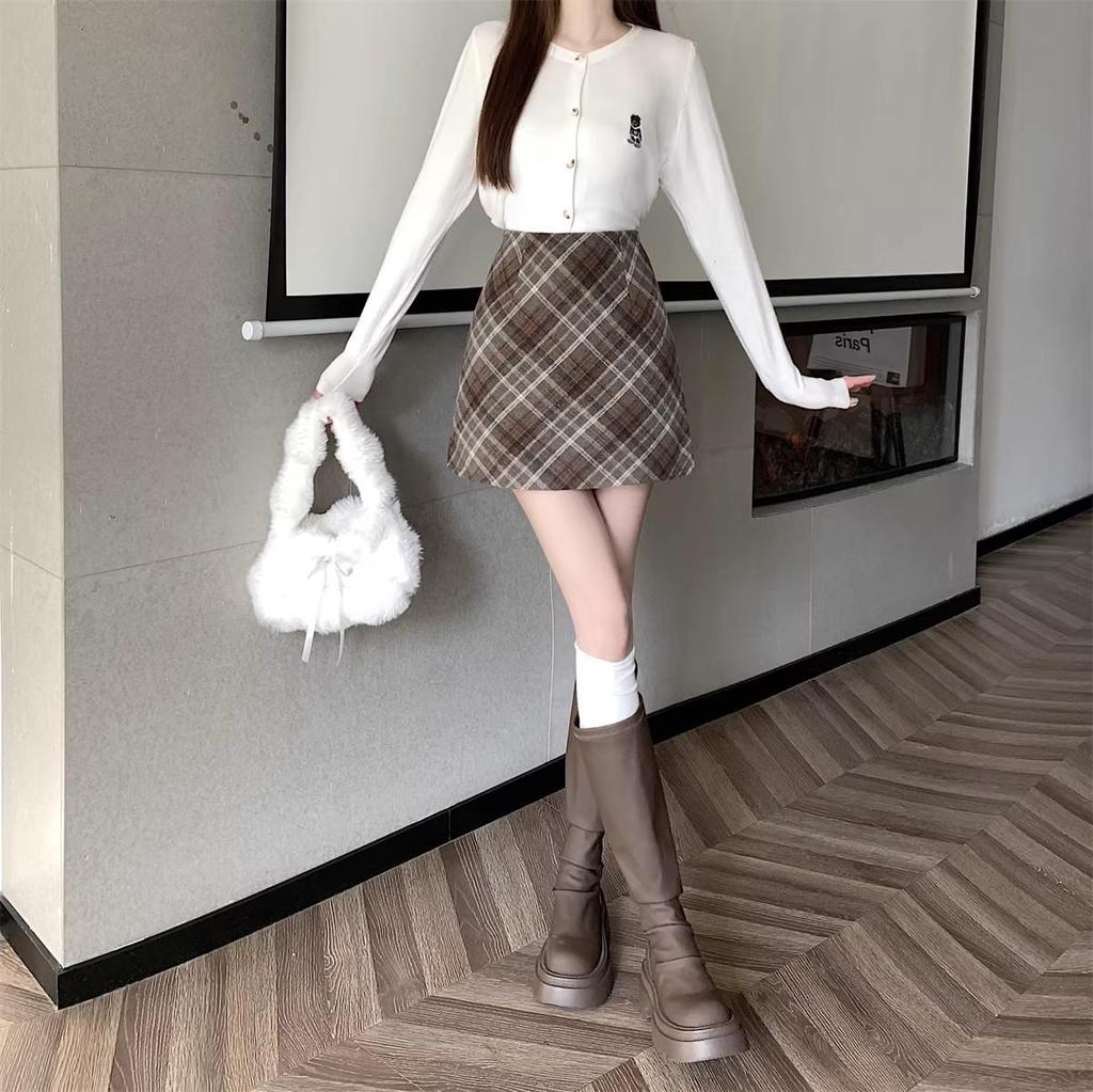 Plus Size Retro Plaid Wool Blend High Waist A-Line Skirt - Autumn/Winter Women's Hip-Hugging Anti-Exposure Design