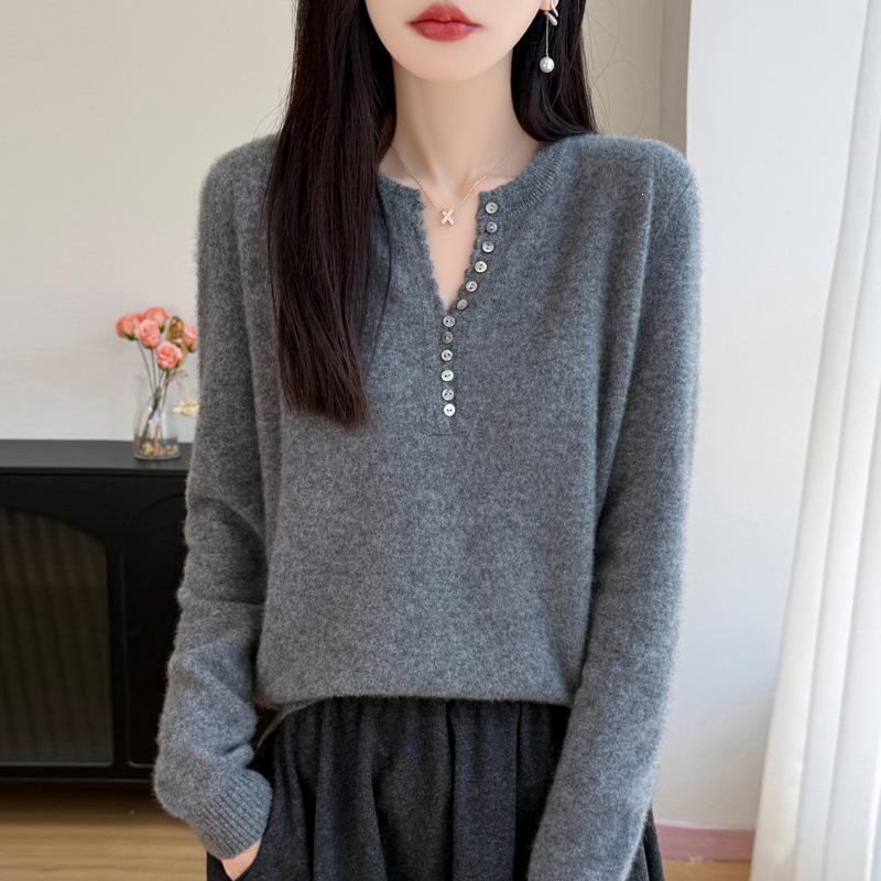 Autumn/Winter Women's Pure Wool V-neck Long Sleeve Multi-button Loose Sweater
