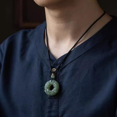 Exquisite Double-Sided Carved Jade Safety Buckle Brave Troops Keyring Wealth Transfer Handcrafted Retro Carved Pendant Necklace