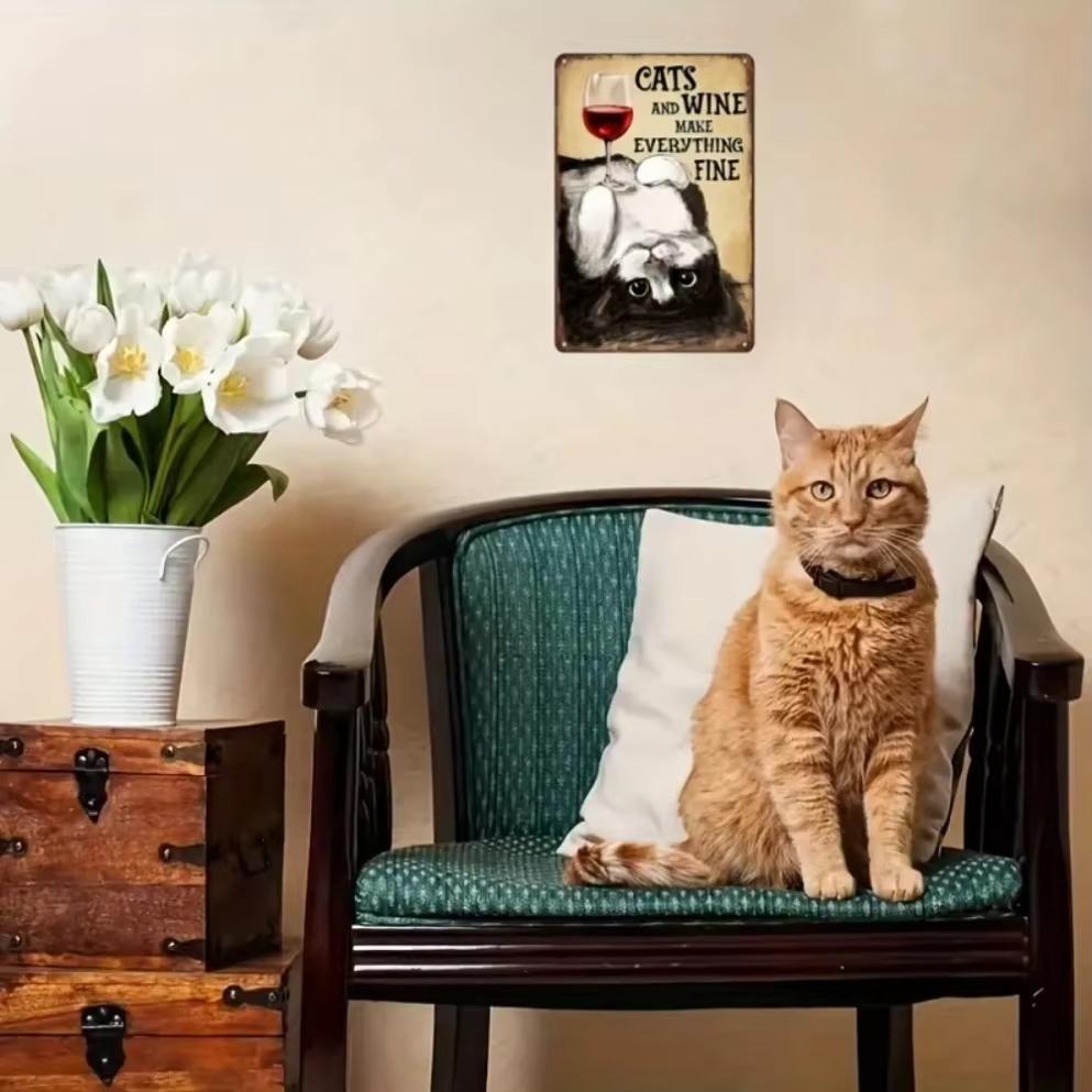Cartello in Metallo PurrWine Vintage 'Gatti e Vino Rendono Tutto Bello' – Arte da Parete in Ferro Rustico | Ideale per Stanze e Spazi degli Amanti dei Gatti