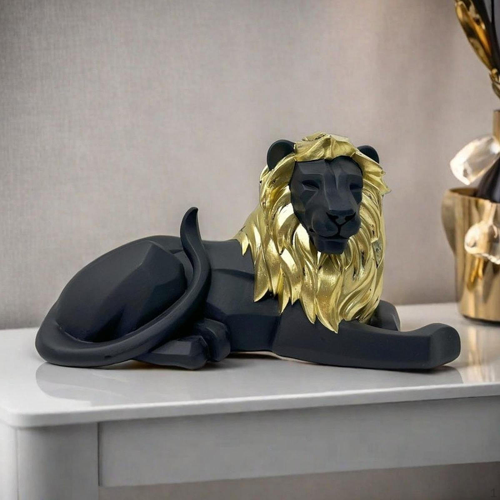 

Фігурка лева, декоративна деталь для домашнього офісу, кухні, вітальні